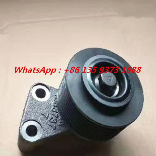 Hot Sell Komatsu SAA6D114E-2 diesel Engine part  Idler Pulley  4063737