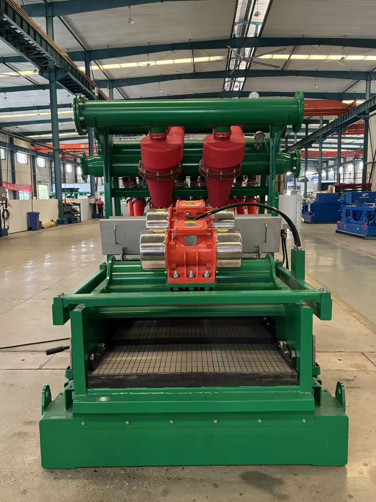 Mud Cleaner with Integrated Desander and Desilter for Oilfield Drilling