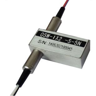 Modo do interruptor de fibra ótica mecânico do elevado desempenho 1×2 multi com baixa perda de inserção