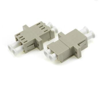 Do conector multimodo do LC da fibra ótica do adaptador adaptador frente e verso polonês do UPC Stype com flange