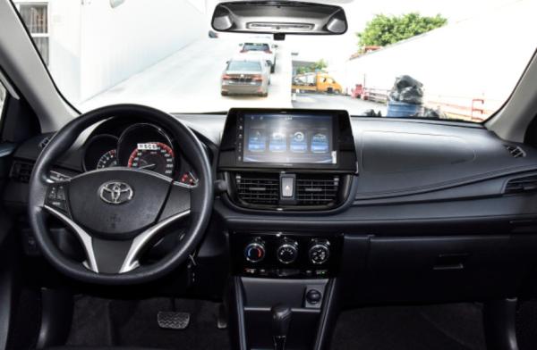 Salle de sièges de la porte 5 de la version 4 de SOIN de Toyota Vois 2022 1.5L CVT Chuangxing