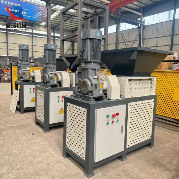 Small Waste Shredder a Shredder Suitable for Plastic Meat Electronic Waste and Scrap Metal