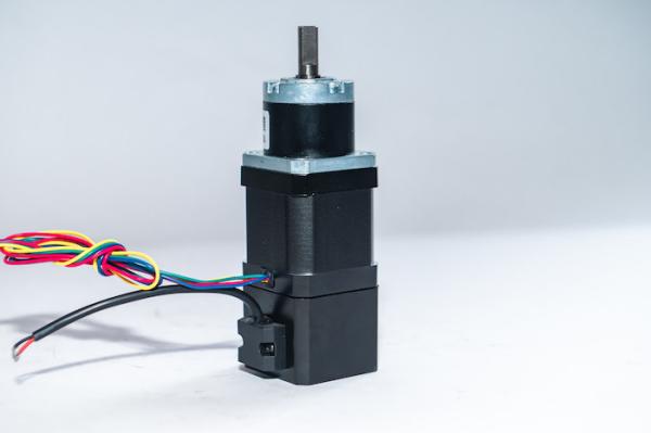 4.2 Kgcm  2.6 Kg Cm Nema 17 Stepper Motor 4 Wire 40mm 42mm
