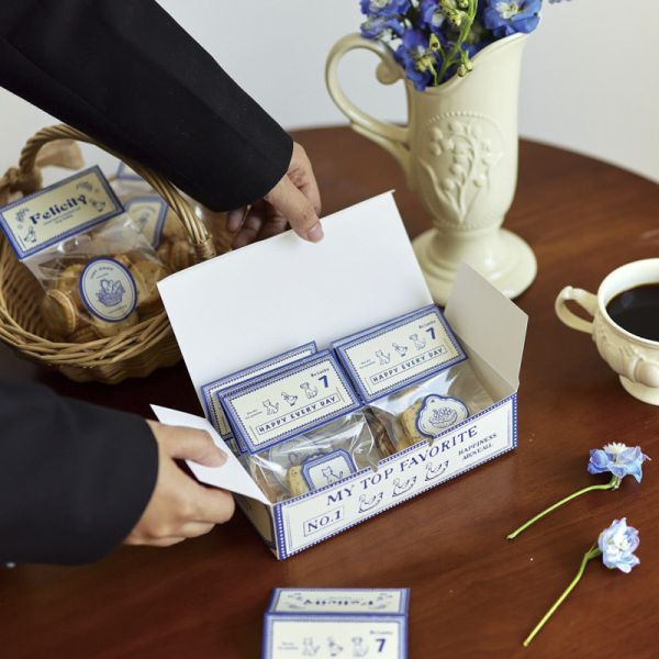 Blue Cookie Box New Luxury Biscuit Packaging Long Bar Design Chinese Western Fusion Aesthetic