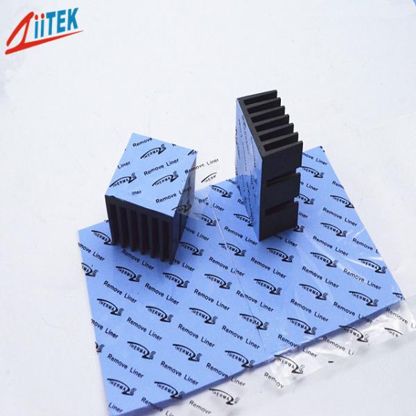 2.6W/M.K Refroidisseur remplisseur d'écart d'isolation feuille de silicone Pad thermique hautement conducteur pour carte graphique Module thermique