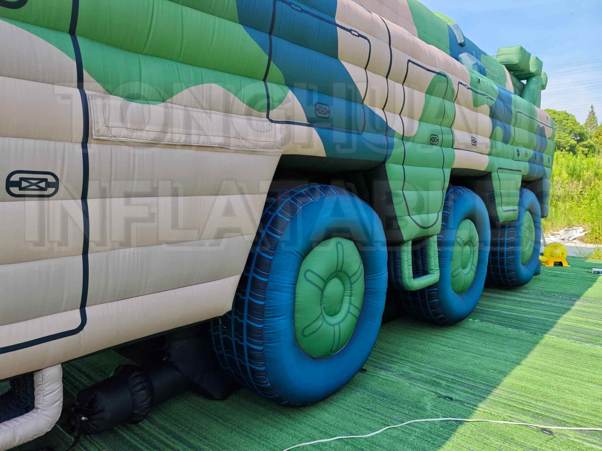 Custom Inflatable Launcher Vehicle Replica with Long Canister Body Multi Axle Chassis and Camouflage Printing for Training Displays and Outdoor Projects