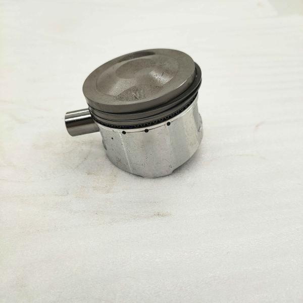 Parties détachées de machines moteur tricycle piston piston pin usinage commande de produits
