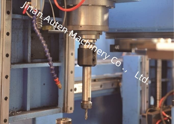 BHD500 Model CNC Steel Drilling Shearing Machine 3 Tool Magazines Beam Drilling Machine