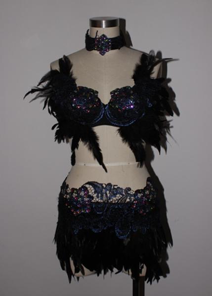 Floral Lace Feather Dance Costumes Polyester Material For Belly Dancing Outfits