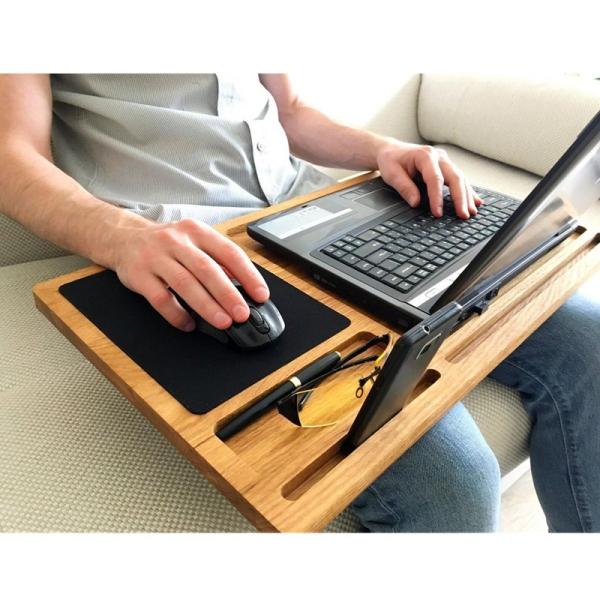 Um computador portátil de bambu é a adição perfeita ao seu quarto moderno.