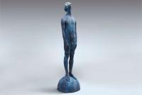 190 cm de hauteur Taille réelle Homme en fonte Sculpture en bronze Design de pluie en verre