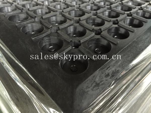 Anti - fatigue drainage kitchen rubber mats heavy duty and oil resistant
