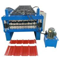 Petit pain trapézoïdal de double couche de tuile formant le toit de longue envergure de machine