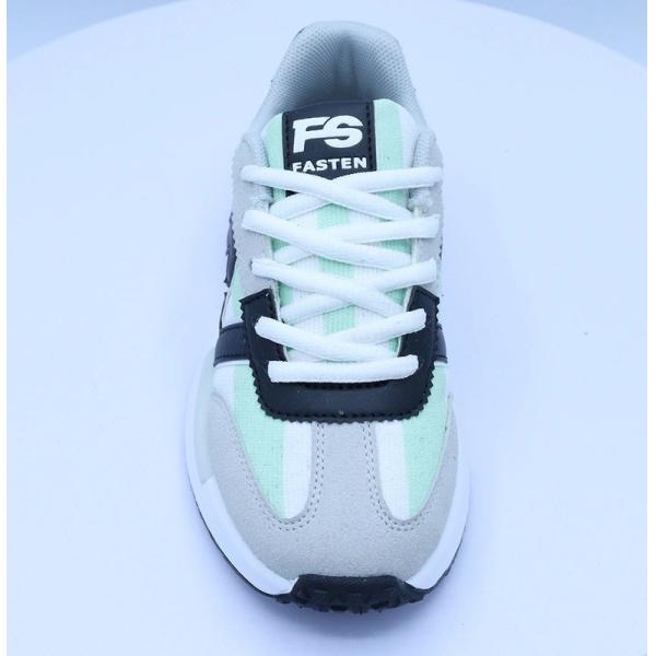 Sneaker shoes of cool classic sporty style, Air mesh lining and cushioned insole