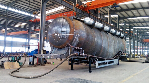 BOHAI Air Compressor Bulk Cement Transport 70 Ton Or Bigger Tank Trailer Payload