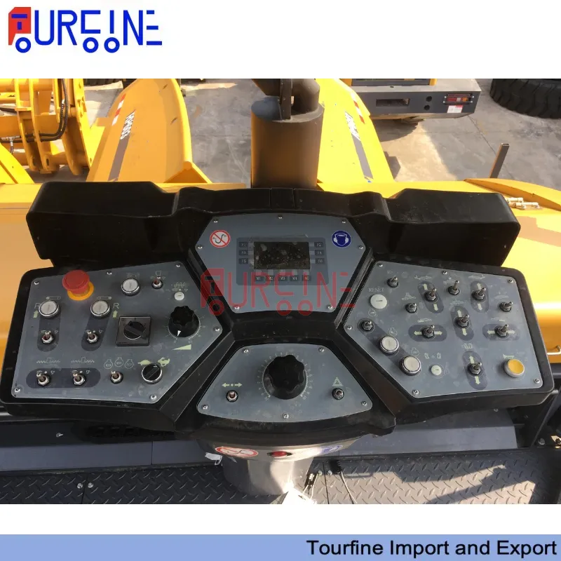 XCMG RP603 Asphalt Concrete Paver for Highway and Municipal Road Projects