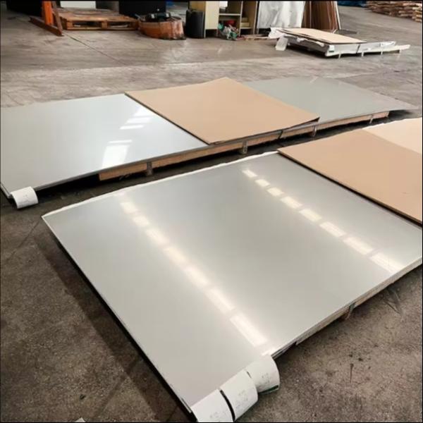 Plaque d'acier inoxydable lisse résistant à la corrosion de qualité 304 / 304L