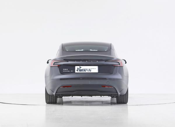 Veículo elétrico inteligente para adultos Automóvel usado de energia pura e nova Automóvel de alta velocidade Tesla Model Three