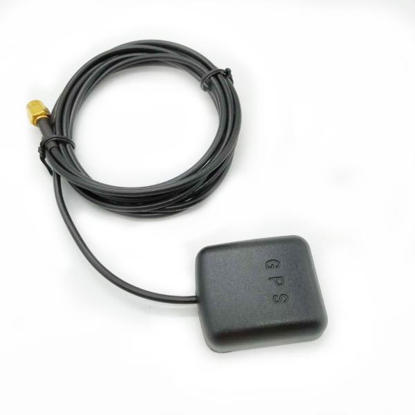 High Gain Automotive GPS Antenna 1575.42MHz Weatherproof With Strong Magnet