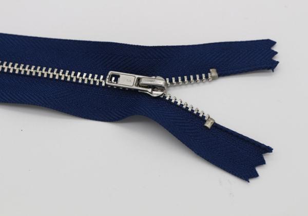 Ykk Teeth Purse Heavy Duty Brass Zippers , Silver Galvanic Color 25cm Open Ended Zips