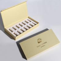 Rectángulo lujoso caja de regalo magnética rígida para el paquete de perfumes para el cuidado de la piel