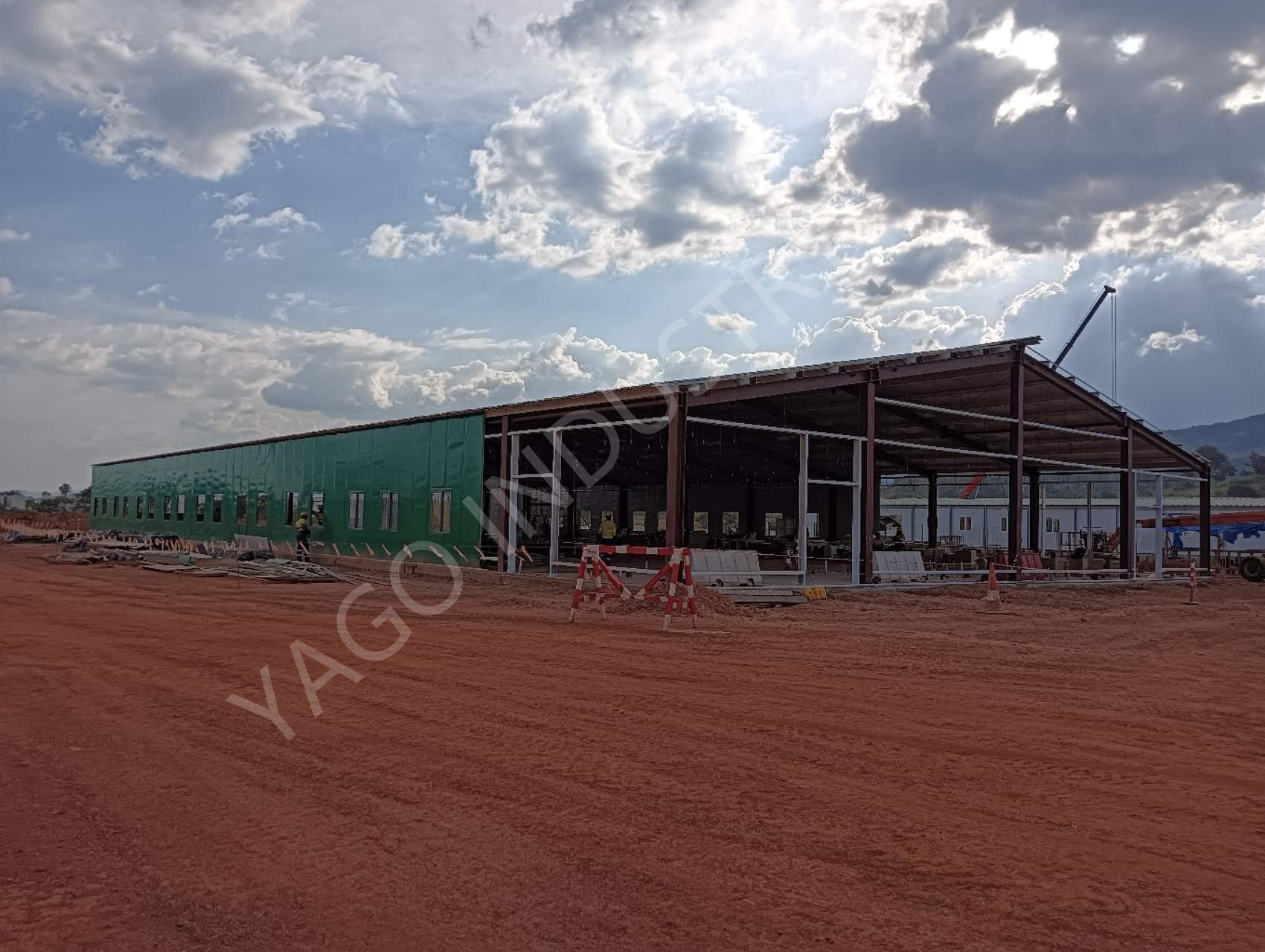 Clean Spacious Temporary Construction Camp All Weather Insulated Fast Build Worker Accommodation