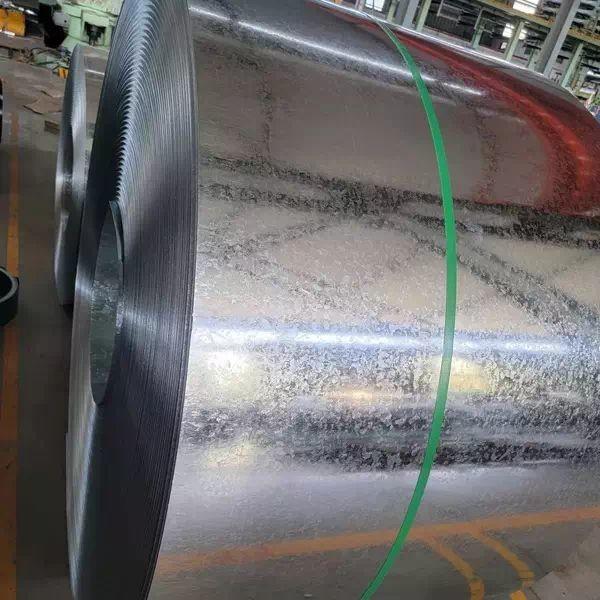 Large Spangle Galvanized Steel Coil Used For Construction