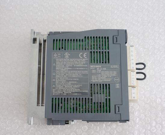 MR-J3-40B Mitsubishi Servo Driver MR-J3 Series Servo Driver Servo Motor Original adn New