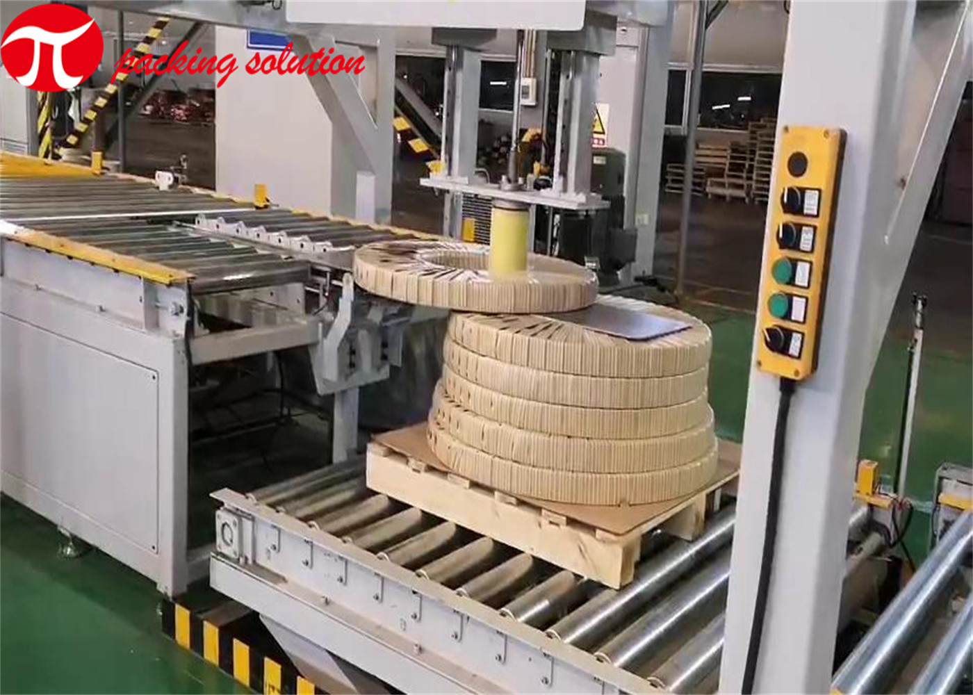 Подгонянная линия упаковки заварка катушки штабелируя 20mm-60mm со связывать пылезащитный