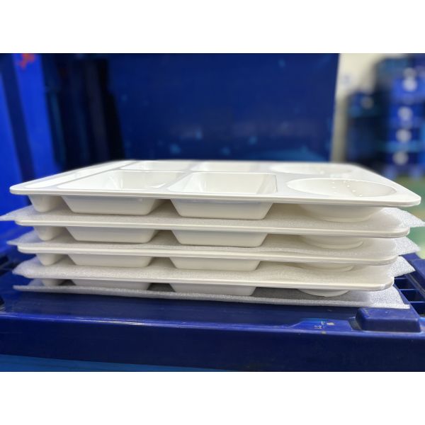 Factory\Kitchen stuff\Plastic divided plates\Dishes\ Food Storage