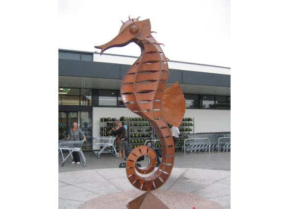 Escultura animal do cavalo marinho do grande metal de aço decorativo da escultura de Corten