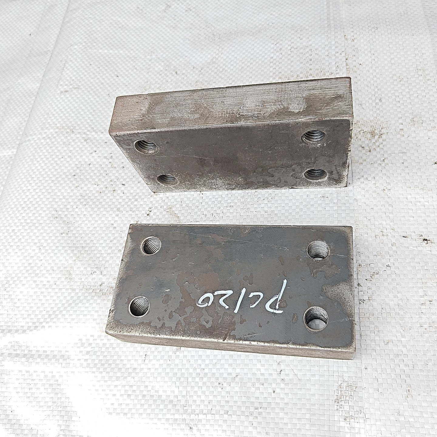 Flat base towing wheel seat made from high strength steel for stable operation and long term in construction and mining machinery