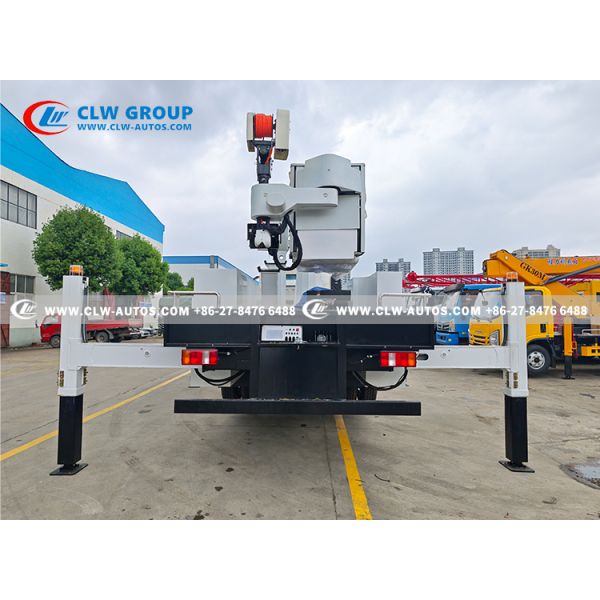 HOWO 18m Insulated Boom Aerial Work Platform Truck with 45kV Insulation Handling Jib