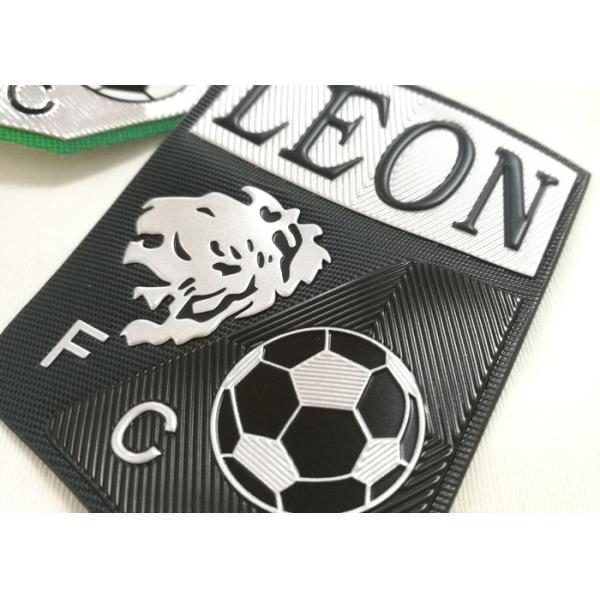 Выполненная на заказ поднятая резиновая одежда передачи тепла обозначает логотип силиконовой резины