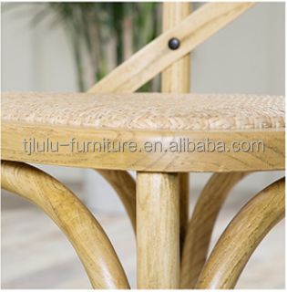 Elegant Design Ice Cream Color Wooden Stackable Cross Back Vintage Dining Room Chair for Wooden