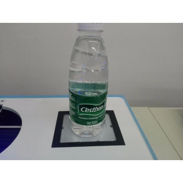 Varredor automático exato do líquido da garrafa