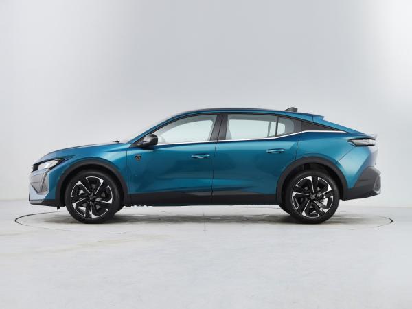 Drive FWD Gasoline 5-seat Hatchback 2023 Dongfeng Peugeot 408X 360THP Charm Edition with Maximum Torque Nm of 200-300Nm