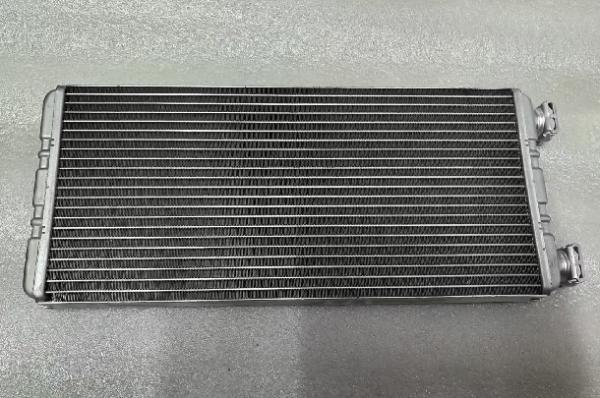 A0008300720 HIGH-EFFICIENCY CORE HEATER RELIABLE COMPONENT FOR BENZ TRUCKS