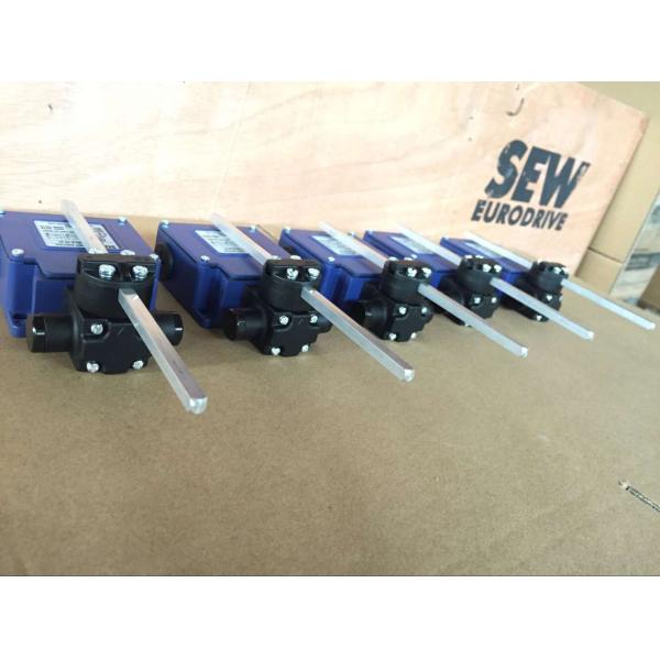 Galvanized Steel Electric Wire Rope Hoist Double Poles Yellow / Blue Cross Limiter