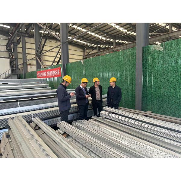 Customizable 40g/m2 Zinc Layer Mid Hard Galvanized Pattern Steel Plate 1.5*1250mm