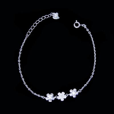 Cinco flores prateiam o estilo coreano do bracelete do zirconita para as moças