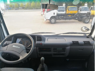 4*2 режим управления Isuzu буксир Euro 5 плоская кровать 5 тонн