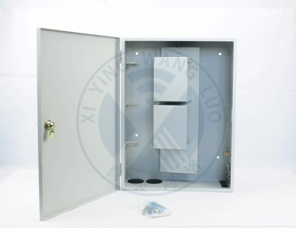 Indoor Cold rolled steel(SPCC)  Wall Mounted Fiber Optic Distribution Box with 8*1:8 PLC Port SC