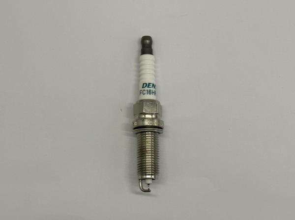 90919-01289 Denso Spark Plug FC16HR-Q8 Denso 3524 For TOYOTA RAV4 Hybrid 2.5L