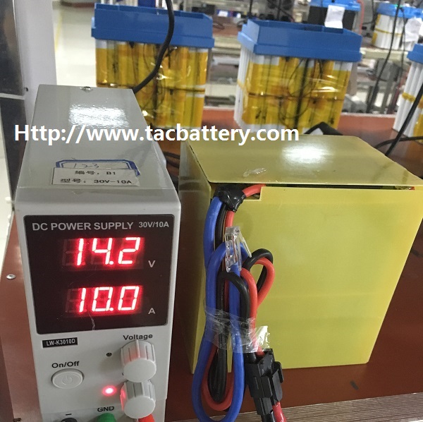 Свинцовокислотное блока батарей пакета автомобильного аккумулятора/110АХ 12В ЛиФеПО4 меняемое