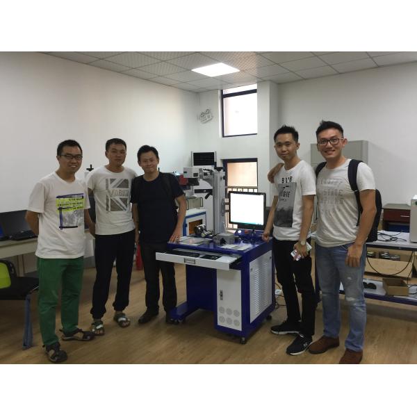 Compact Industrial Laser Marking Machine 20W Laser Power 2 Years Warranty