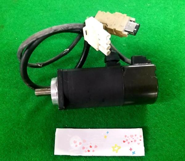 Yaskawa SGMAJ-01EAA6S AC SERVO MOTOR 100W 48V 3000RPM 0.64A NEW