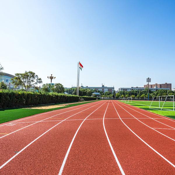 8MM Eco Outdoor Sports Surfaces Permeable Running Track Flooring