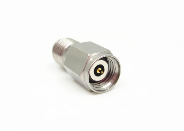 Homem de aço inoxidável de 2.4mm ao adaptador reto fêmea do MMW RF da onda de milímetro