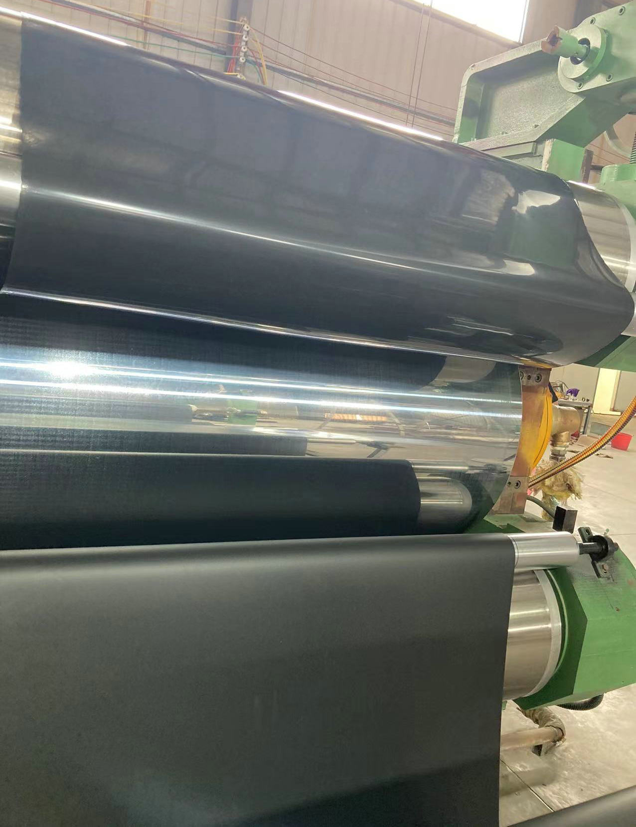High Temperature Rubber Sheet with Tear Strength ≥25N/mm, Length 10m-20m, and Oil Resistance for Industrial Applications